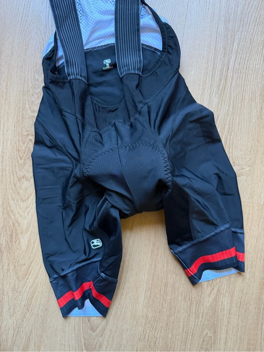 Giordana FR-C Pro Bib FORMA RED Carbon Black Cycling Shorts